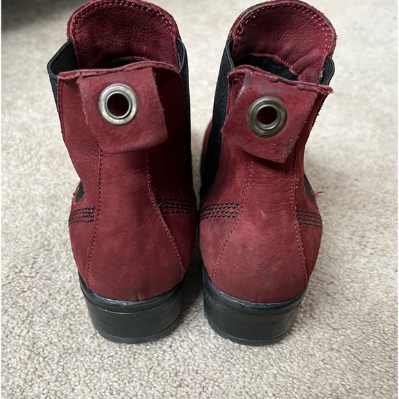 Bueno FLORIDA NUBUCK CHELSEA BOOT II - Picture 5 of 9